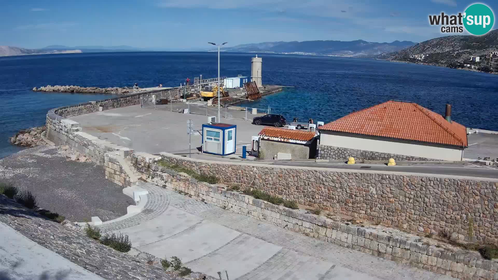 Webcam puerto de Senj – Rompeolas y faro en directo
