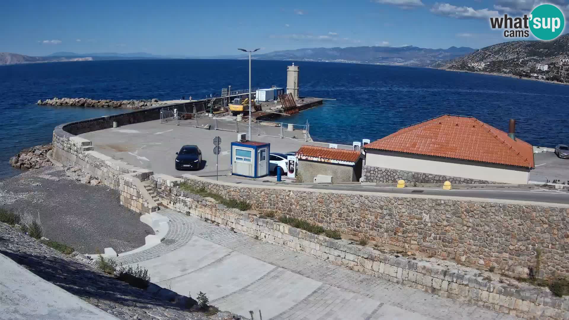 Webcam Porto di Segna – Frangiflutti e Faro in diretta