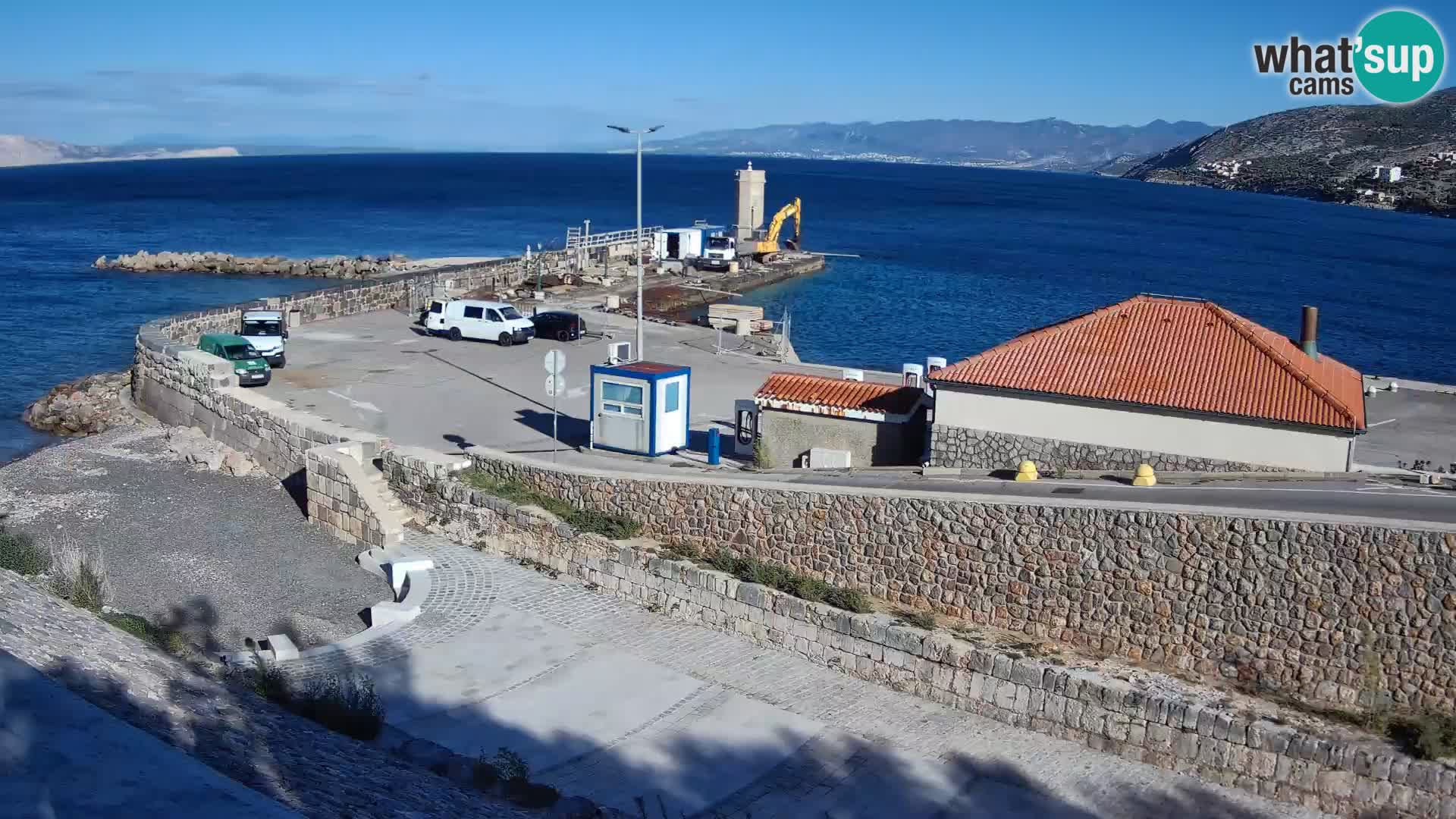 Webcam puerto de Senj – Rompeolas y faro en directo