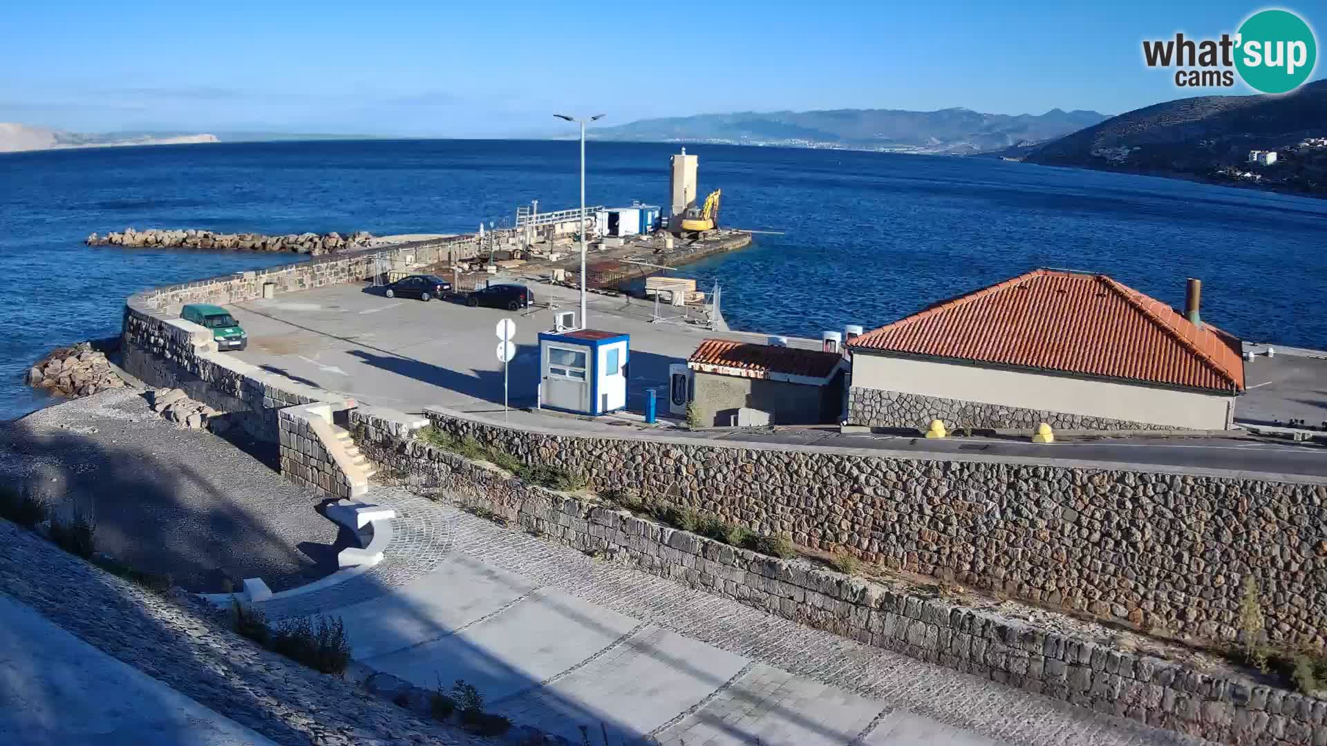 Senj Hafen Webcam – Wellenbrecher & Leuchtturm Liveblick