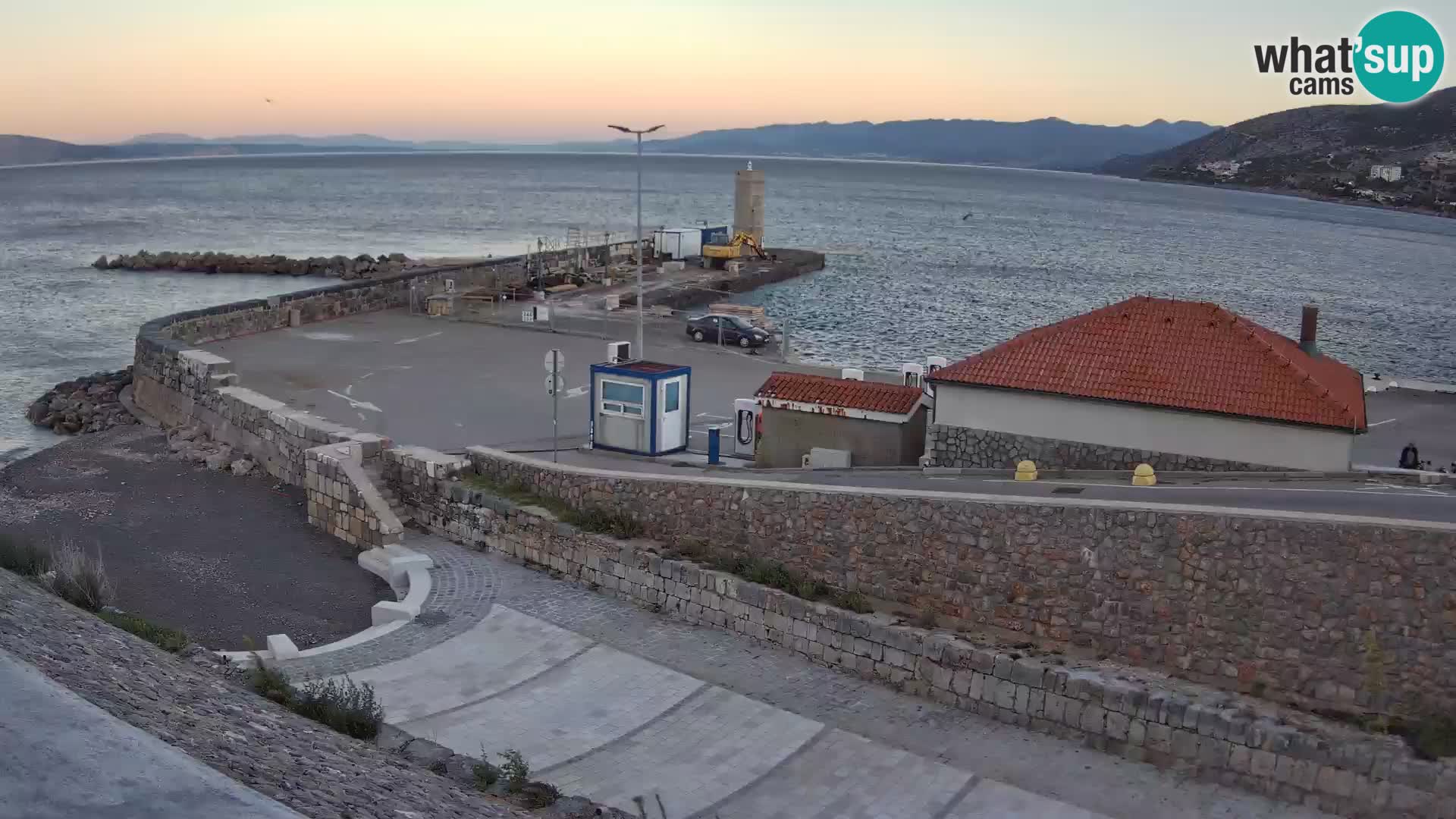 Webcam puerto de Senj – Rompeolas y faro en directo