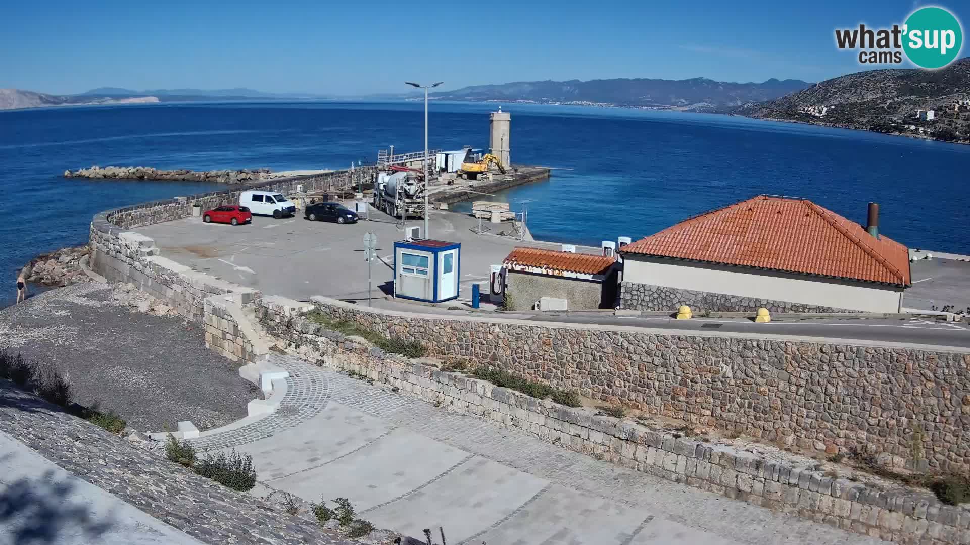 Webcam puerto de Senj – Rompeolas y faro en directo