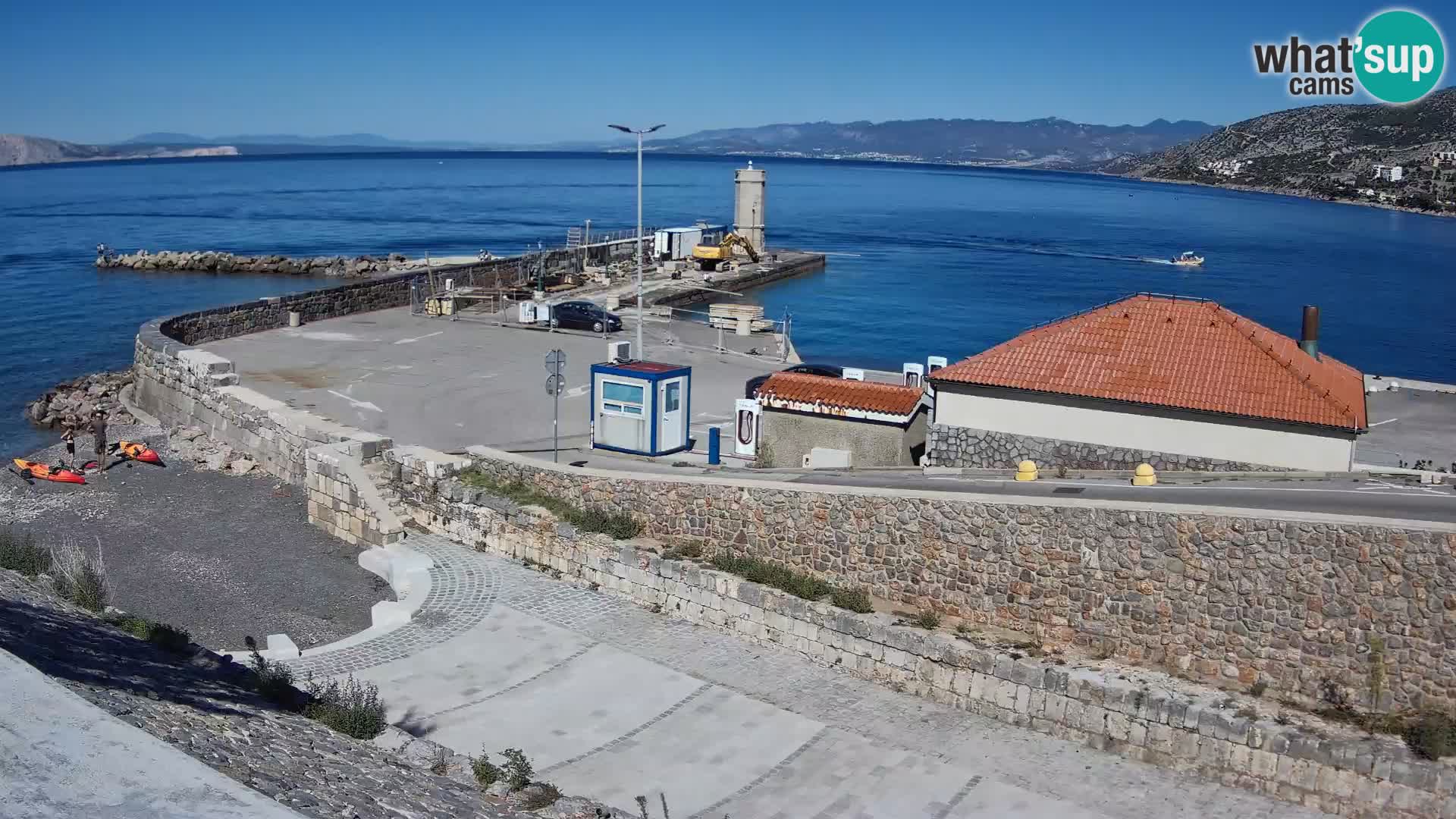 Senj Hafen Webcam – Wellenbrecher & Leuchtturm Liveblick