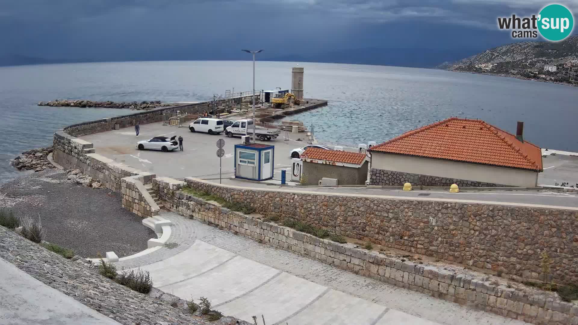 Webcam Porto di Segna – Frangiflutti e Faro in diretta