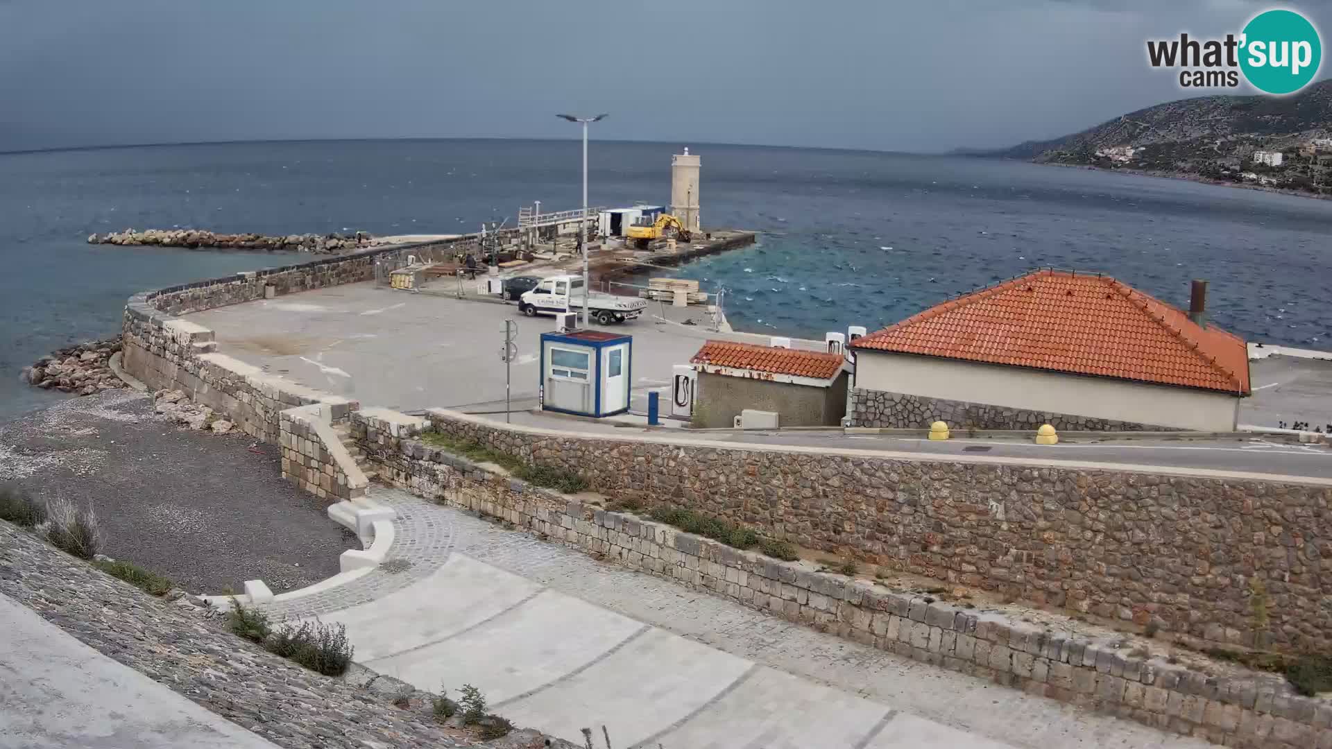 Webcam puerto de Senj – Rompeolas y faro en directo