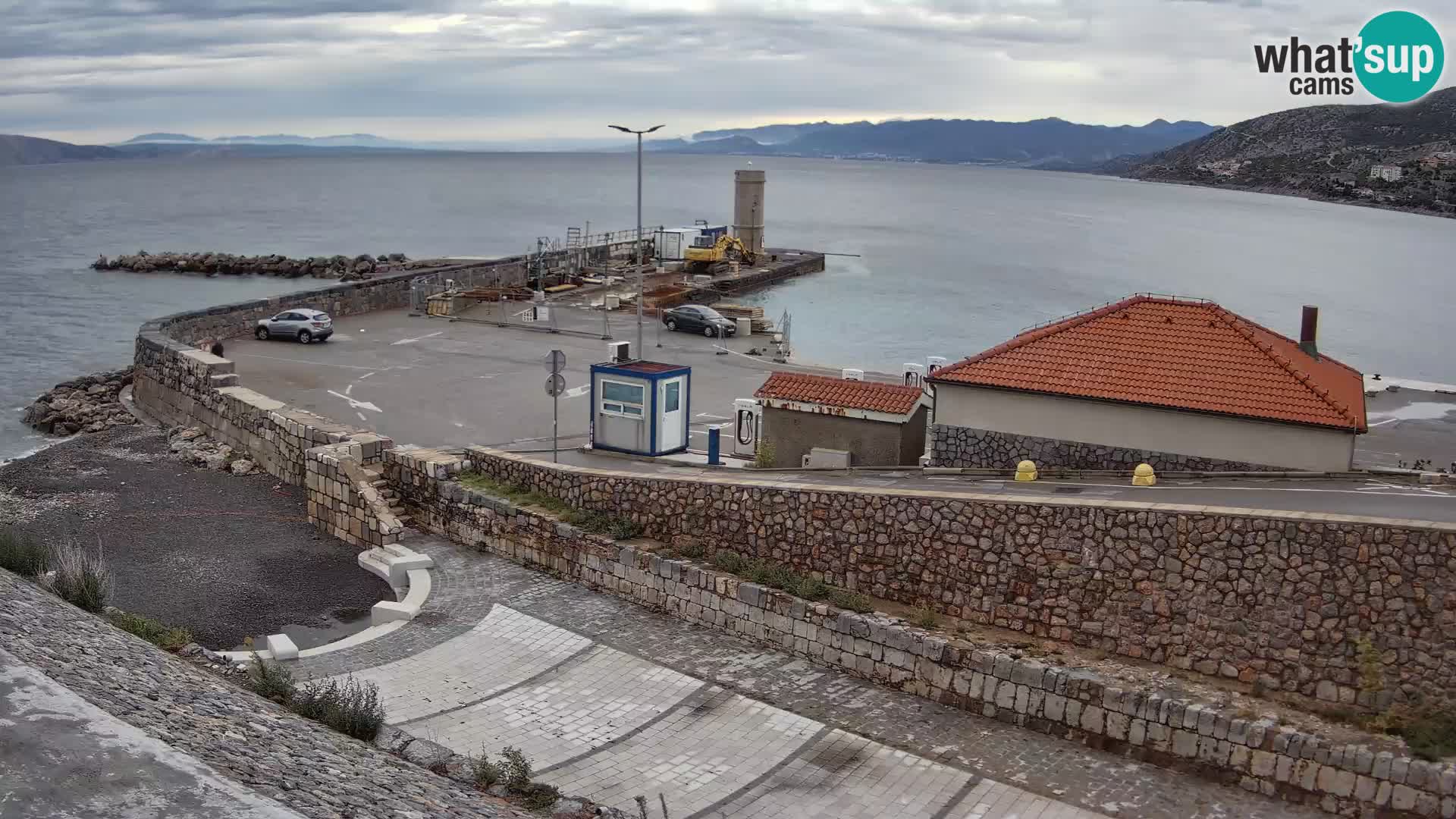 Webcam Porto di Segna – Frangiflutti e Faro in diretta