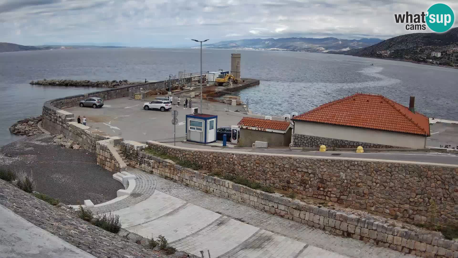 Web kamera Senj luka – Lukobran i svjetionik uživo