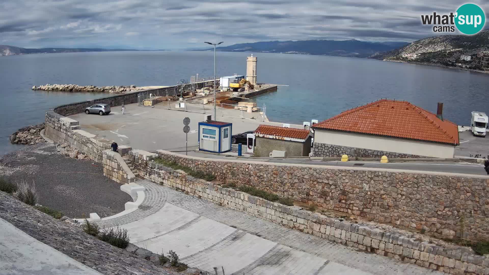 Senj Hafen Webcam – Wellenbrecher & Leuchtturm Liveblick