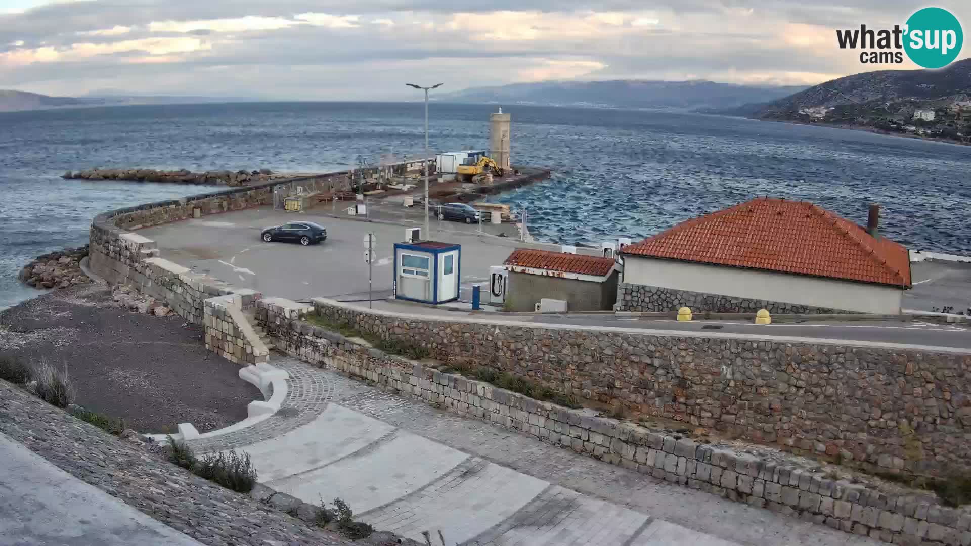 Senj Harbour Webcam – Breakwater & Lighthouse Live View