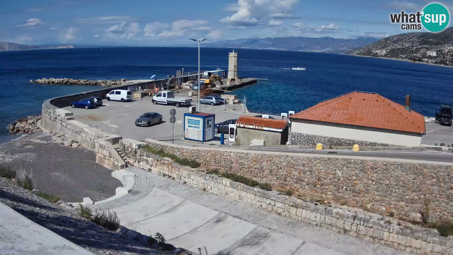 Senj Hafen Webcam – Wellenbrecher & Leuchtturm Liveblick