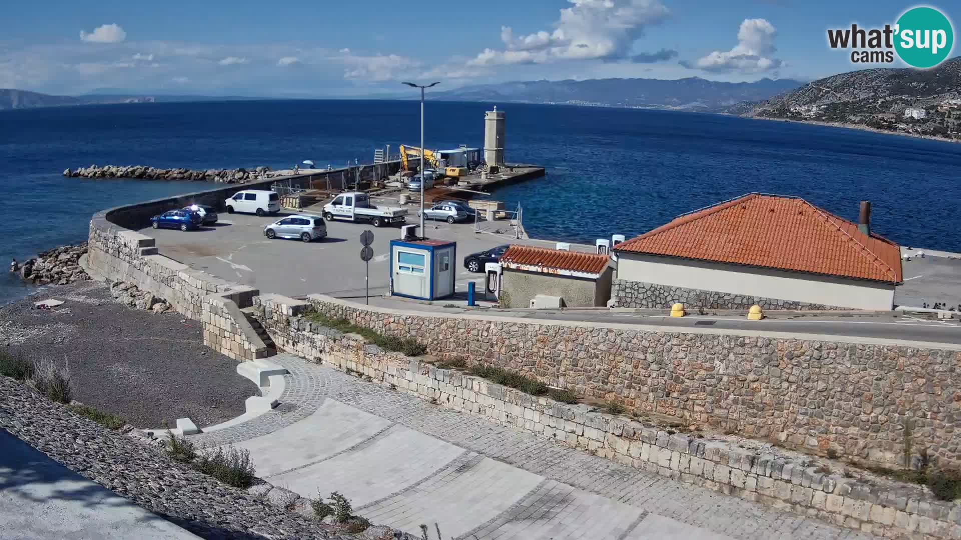 Webcam Porto di Segna – Frangiflutti e Faro in diretta