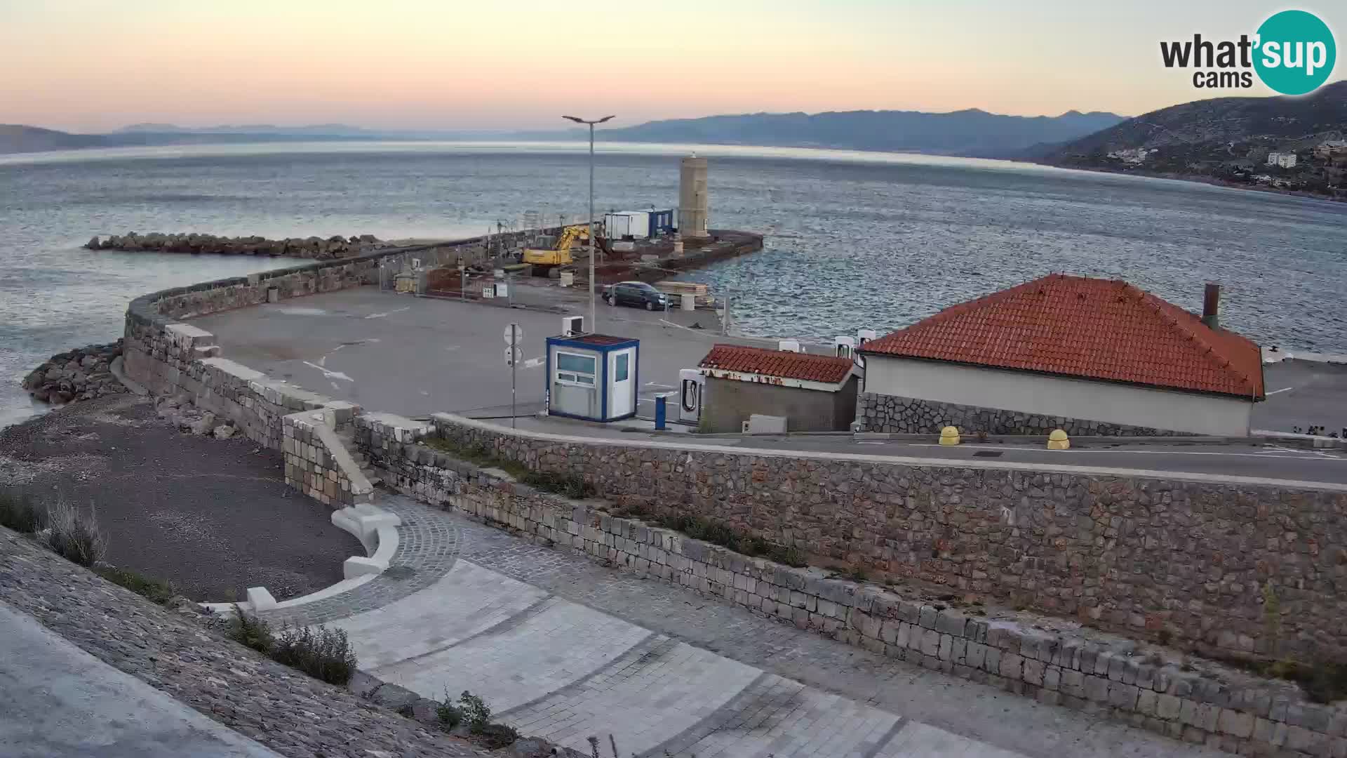 Senj Harbour Webcam – Breakwater & Lighthouse Live View