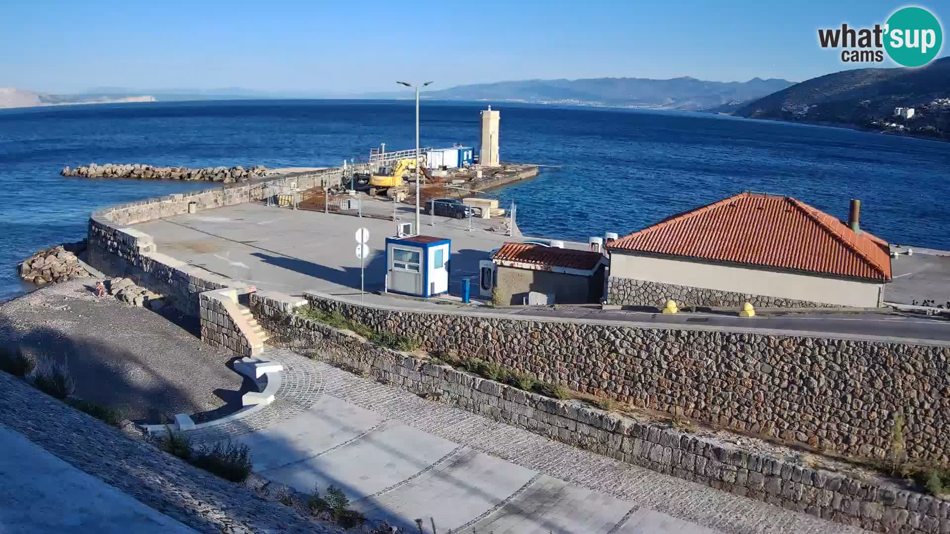 Webcam Porto di Segna – Frangiflutti e Faro in diretta