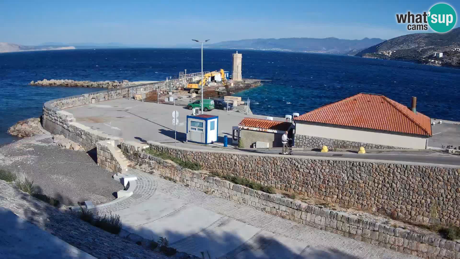 Webcam puerto de Senj – Rompeolas y faro en directo