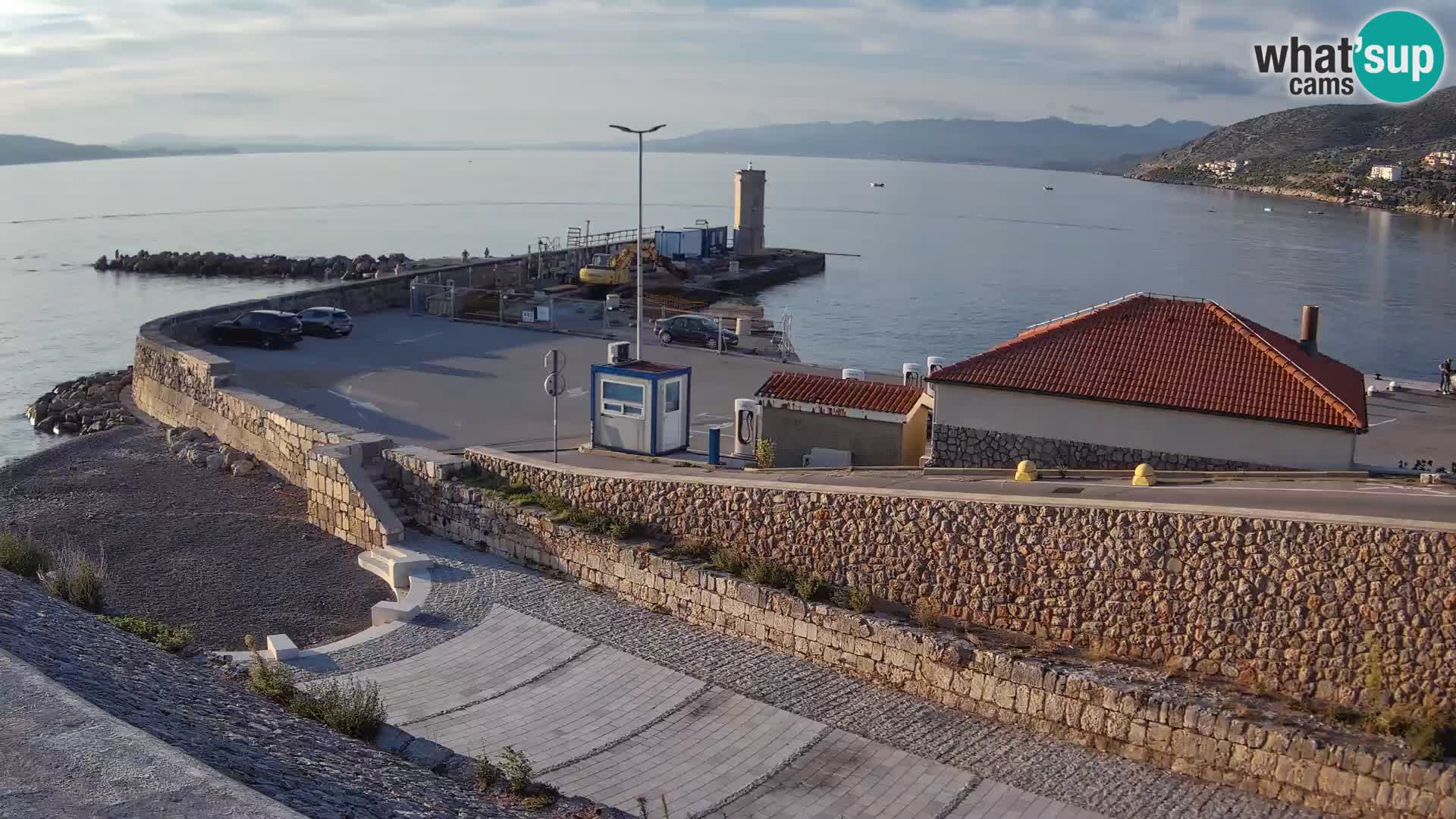 Senj Hafen Webcam – Wellenbrecher & Leuchtturm Liveblick