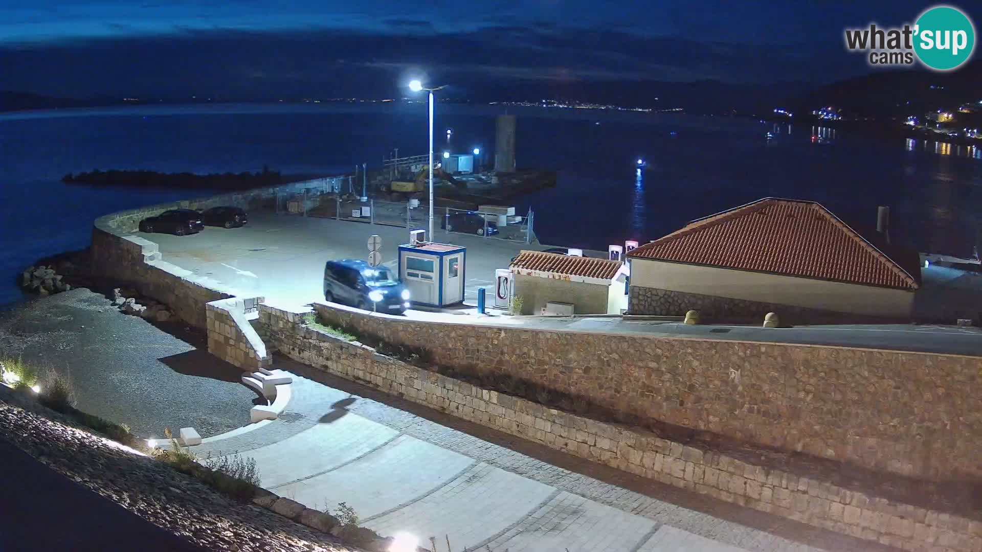 Webcam port de Senj – Vue sur la jetée et le phare