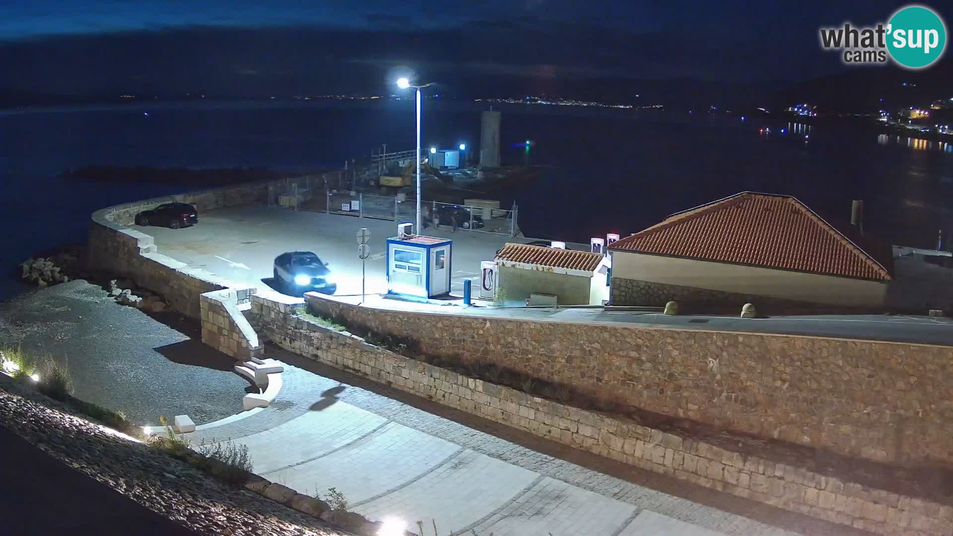 Senj Hafen Webcam – Wellenbrecher & Leuchtturm Liveblick