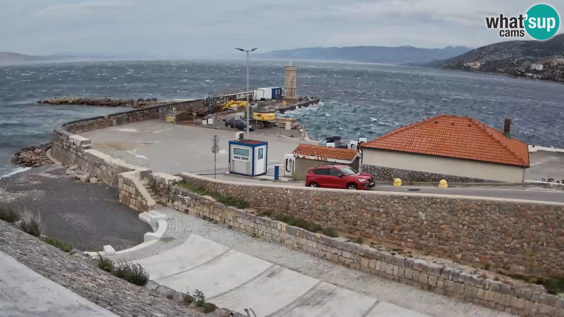 Webcam Porto di Segna – Frangiflutti e Faro in diretta