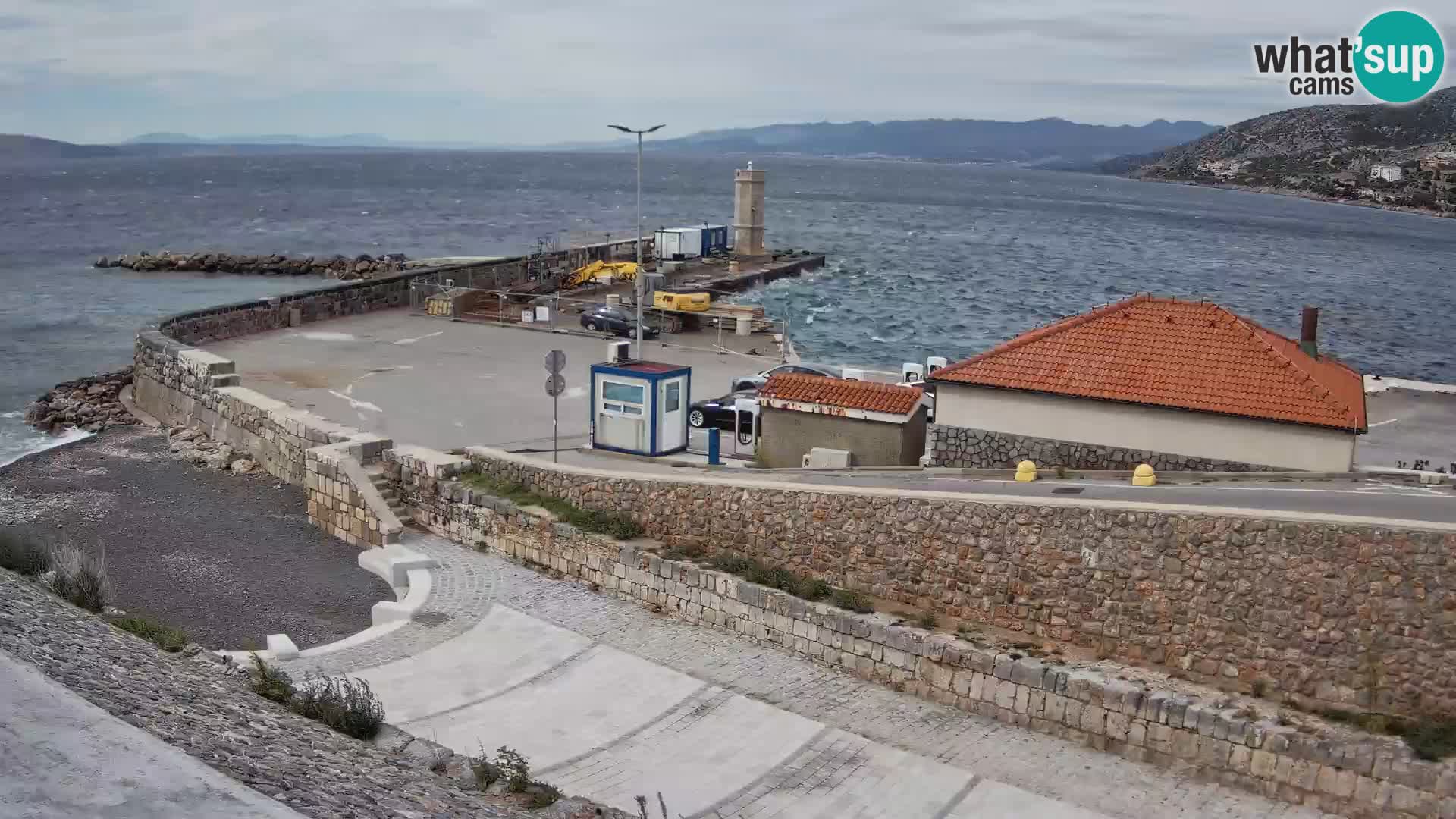 Webcam Porto di Segna – Frangiflutti e Faro in diretta
