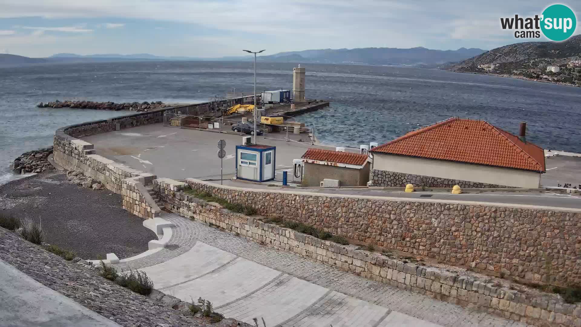 Senj Hafen Webcam – Wellenbrecher & Leuchtturm Liveblick