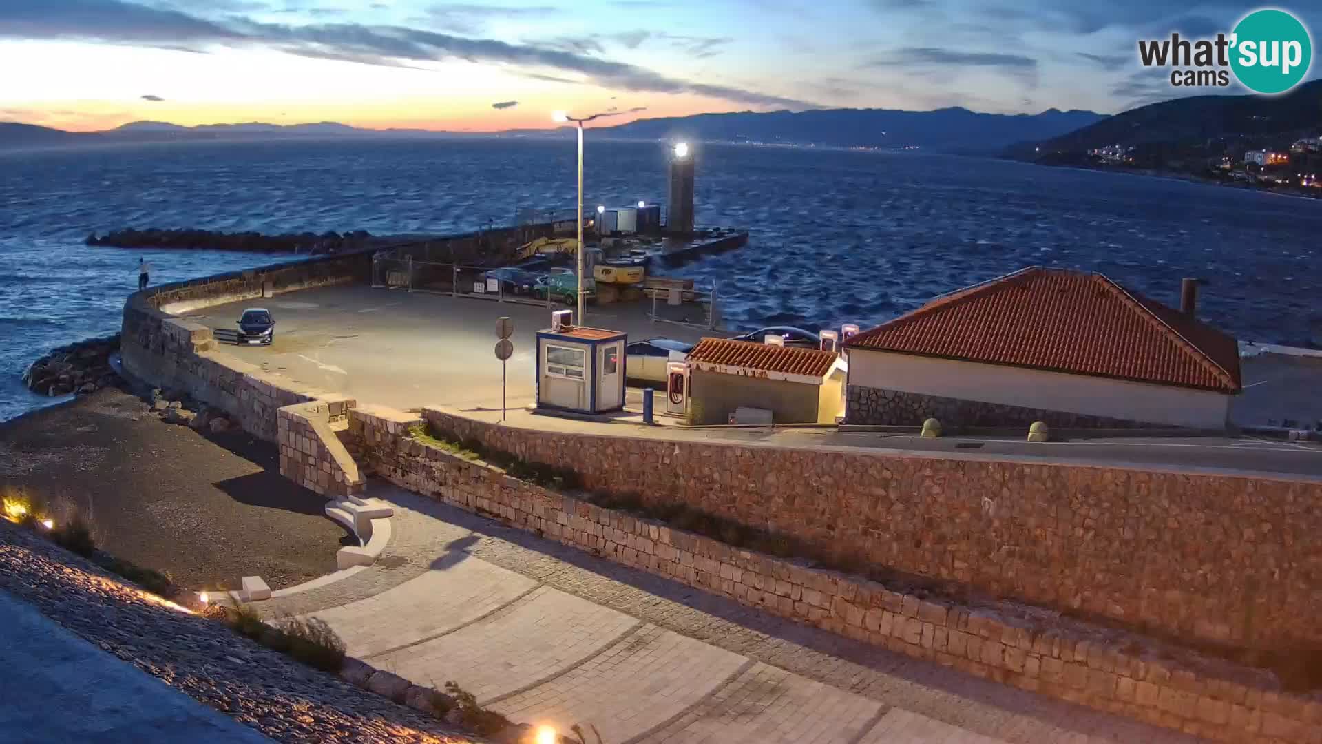 Senj Harbour Webcam – Breakwater & Lighthouse Live View