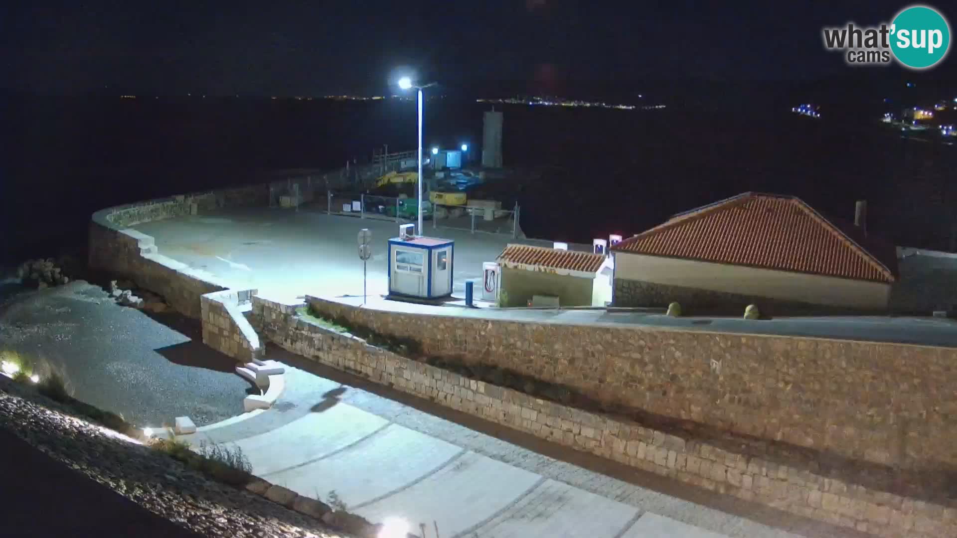 Webcam Porto di Segna – Frangiflutti e Faro in diretta
