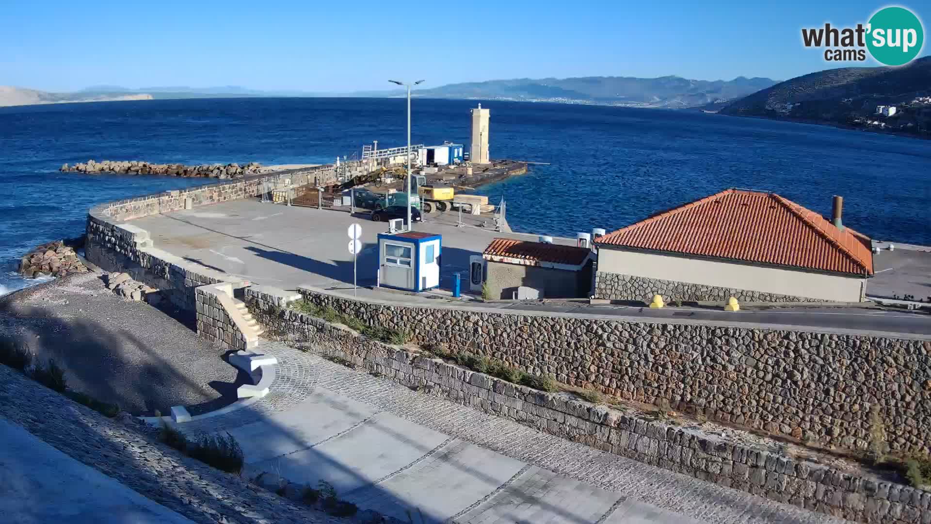 Webcam Porto di Segna – Frangiflutti e Faro in diretta