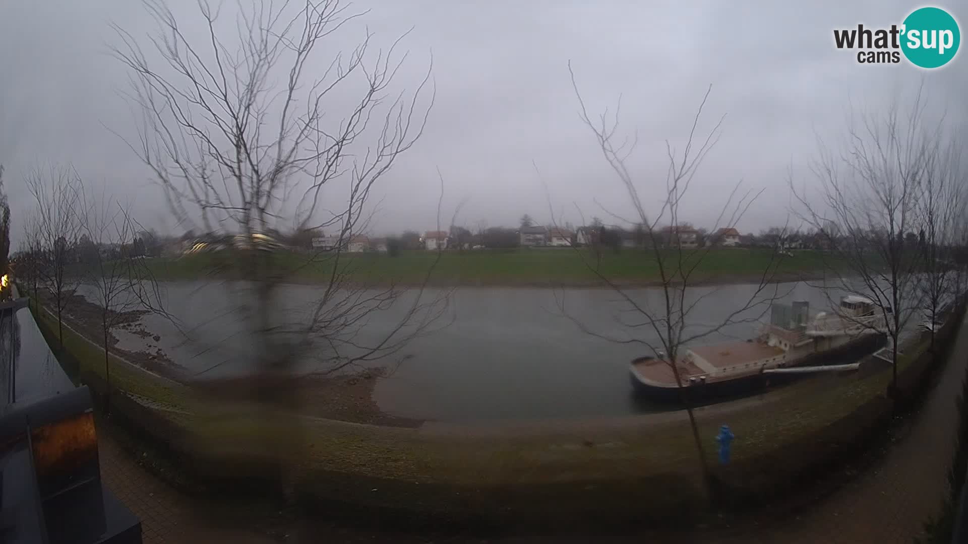 Sisak live webcam pogled na reku Kolpu