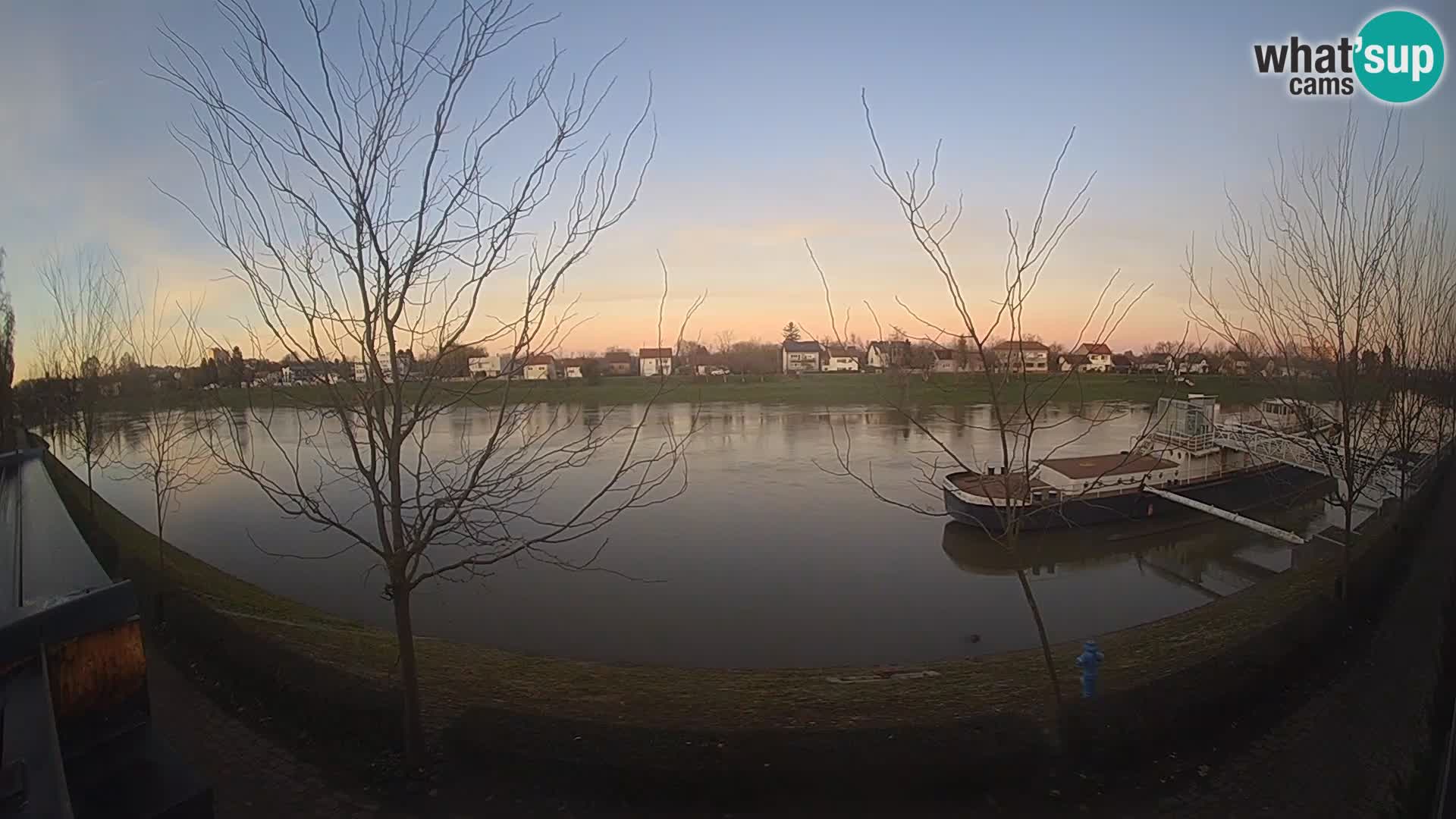 Sisak webcam en vivo Kolpa river view – Croacia