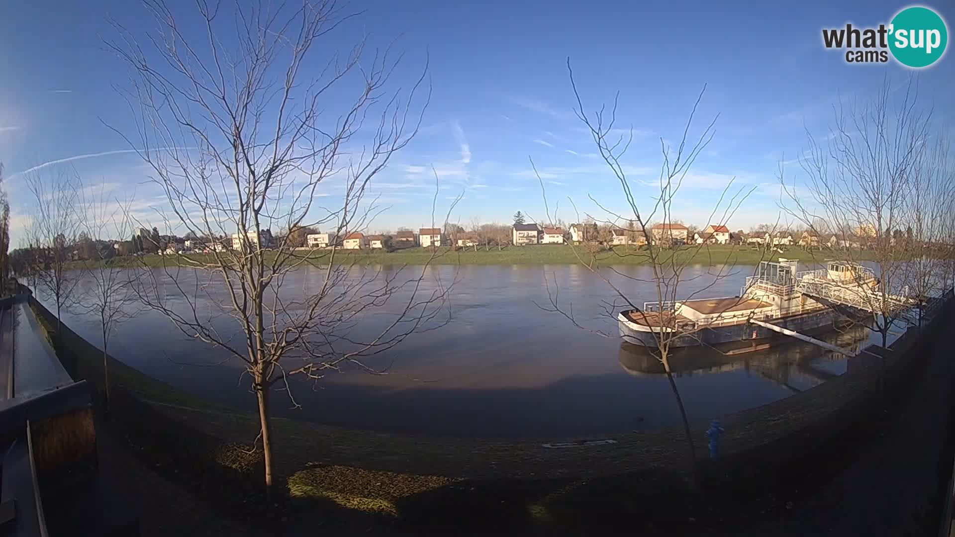 Sisak webcam en vivo Kolpa river view – Croacia