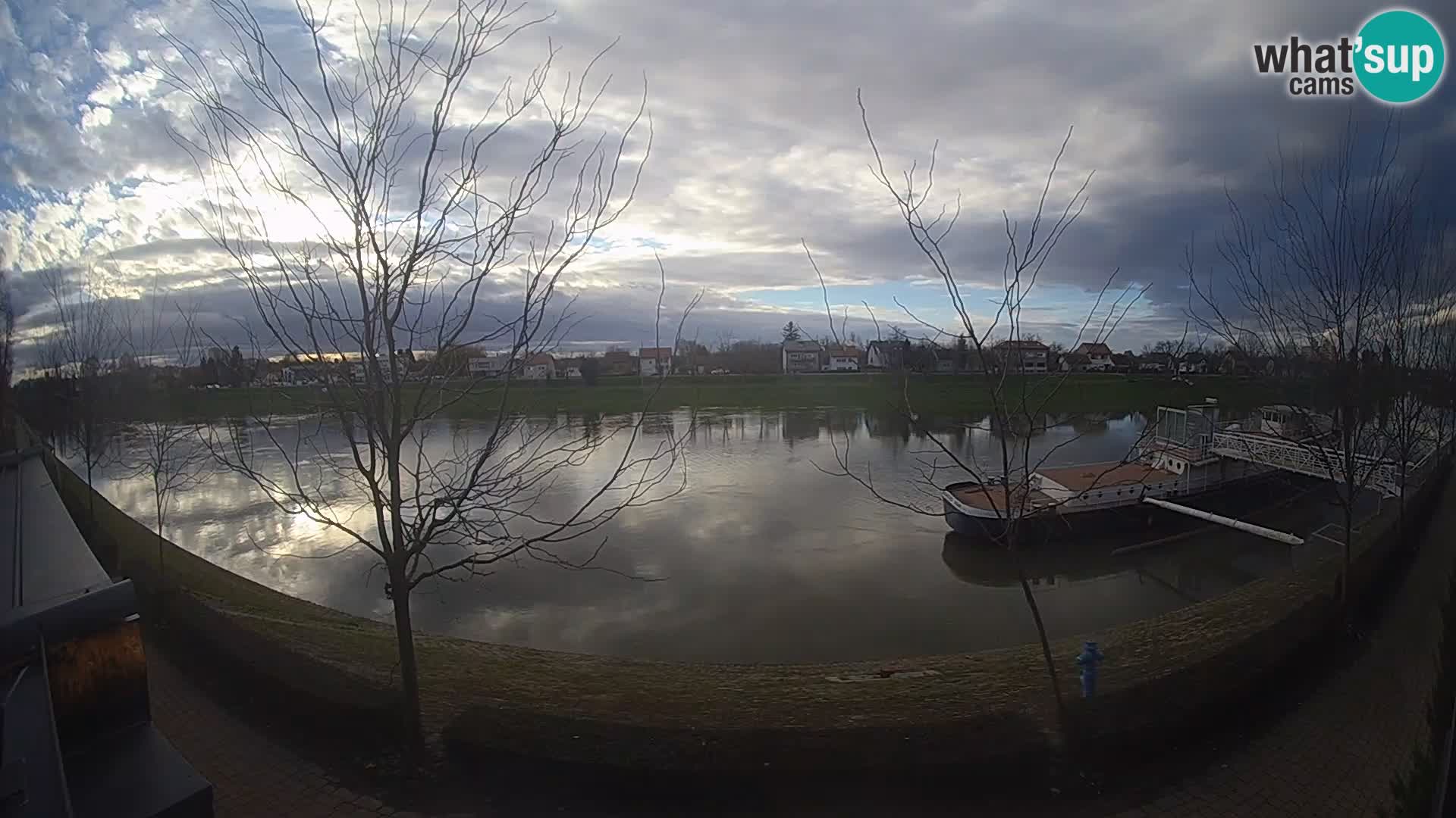 Sisak live webcam – vista sul fiume Kolpa – Croazia