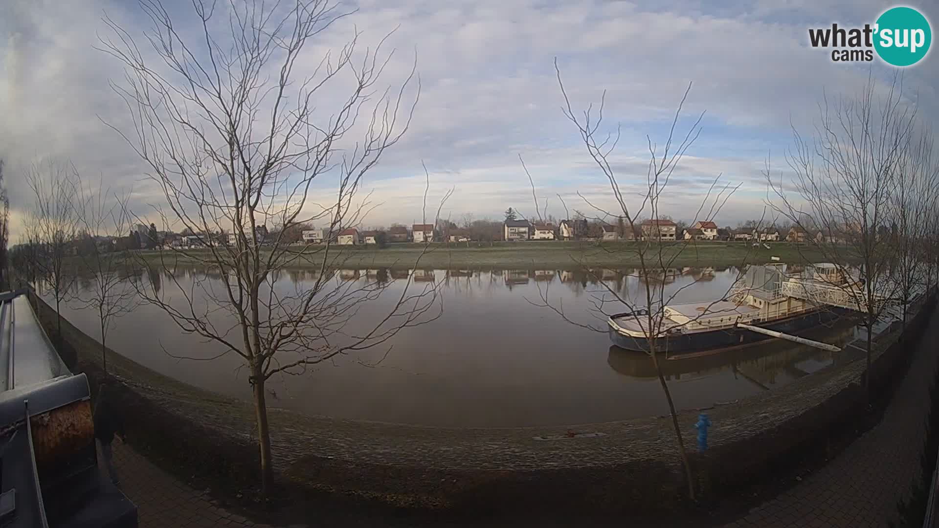 Sisak live webcam pogled na reku Kolpu