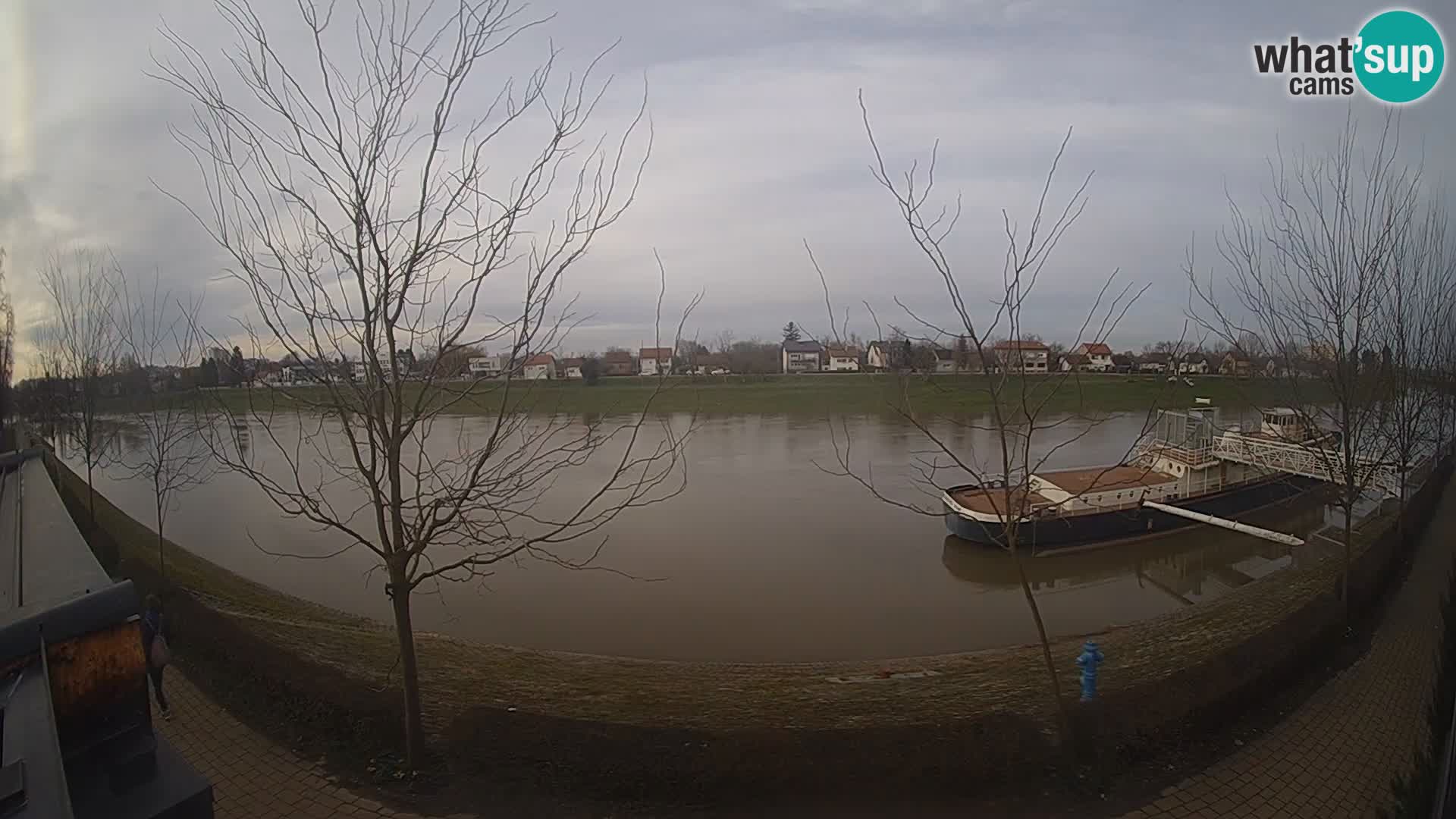 Sisak webcam en vivo Kolpa river view – Croacia