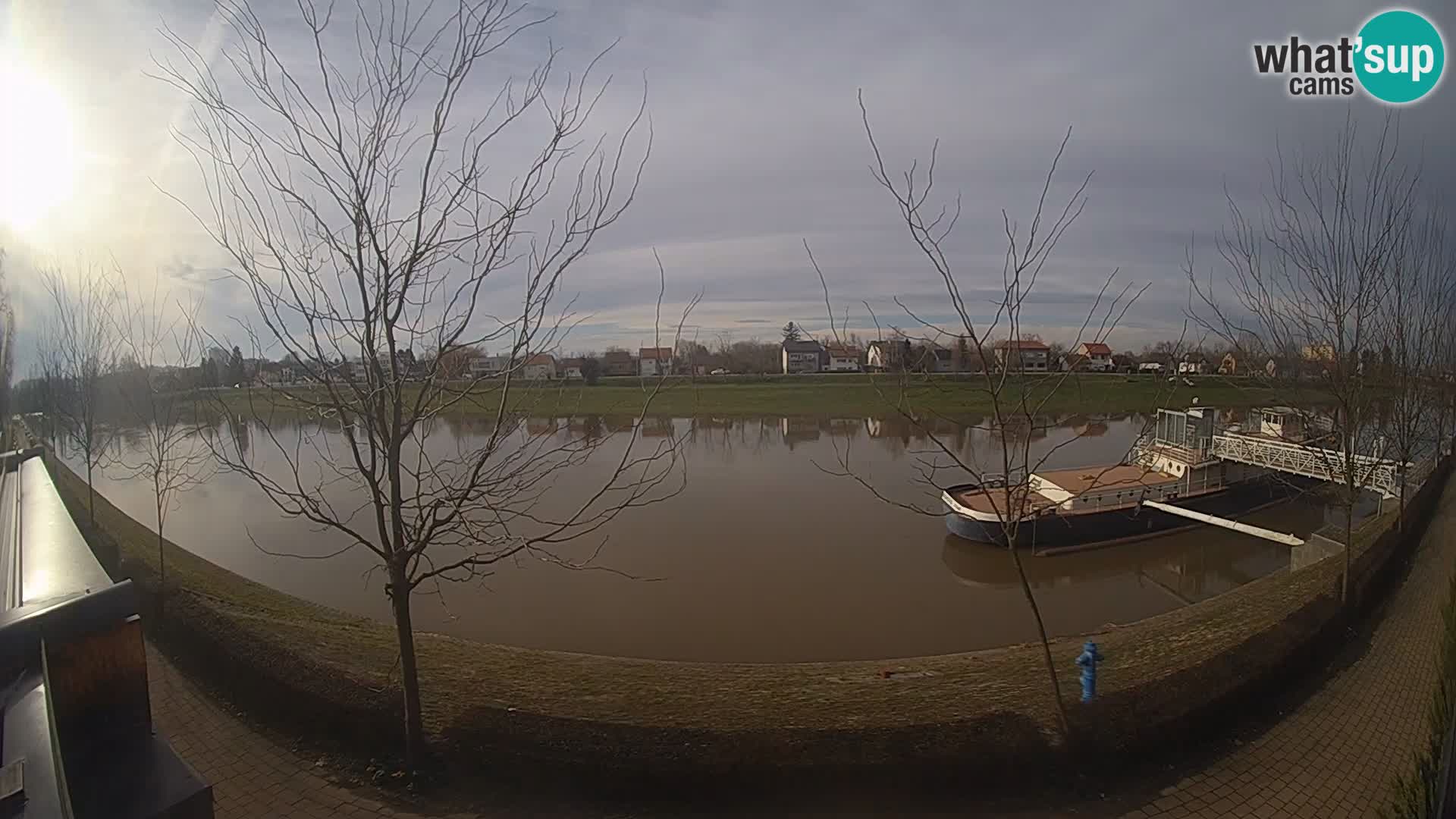 Sisak webcam en vivo Kolpa river view – Croacia