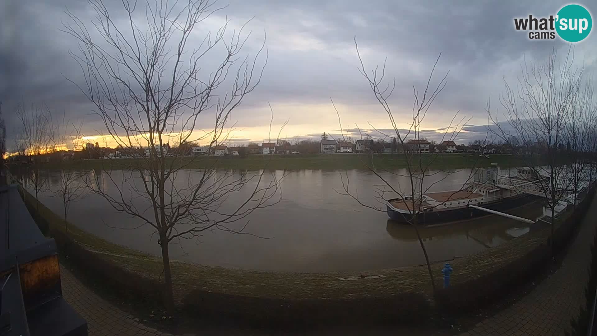 Sisak live webcam – vista sul fiume Kolpa – Croazia