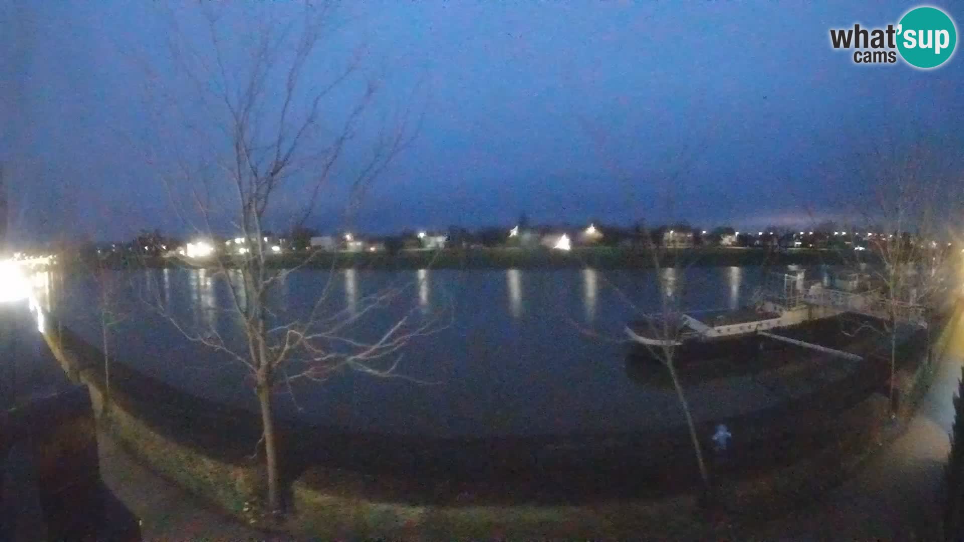 Sisak webcam en vivo Kolpa river view – Croacia