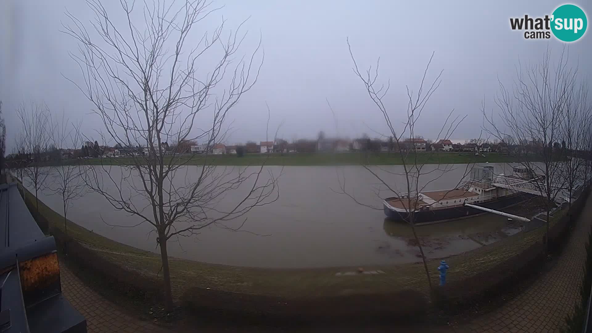 Sisak webcam en vivo Kolpa river view – Croacia