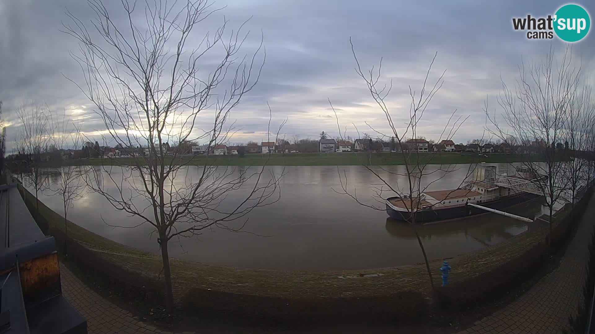 Sisak live webcam – vista sul fiume Kolpa – Croazia