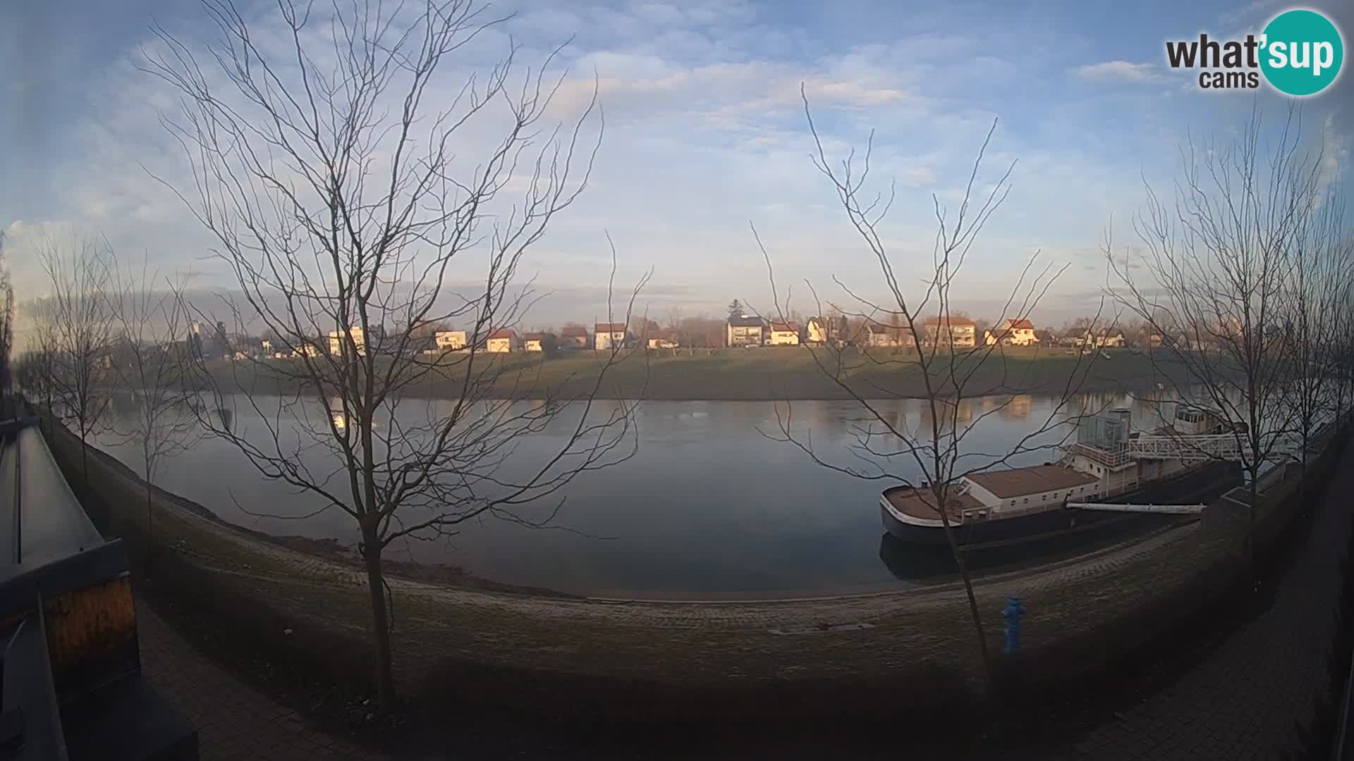 Sisak live webcam pogled na reku Kolpu