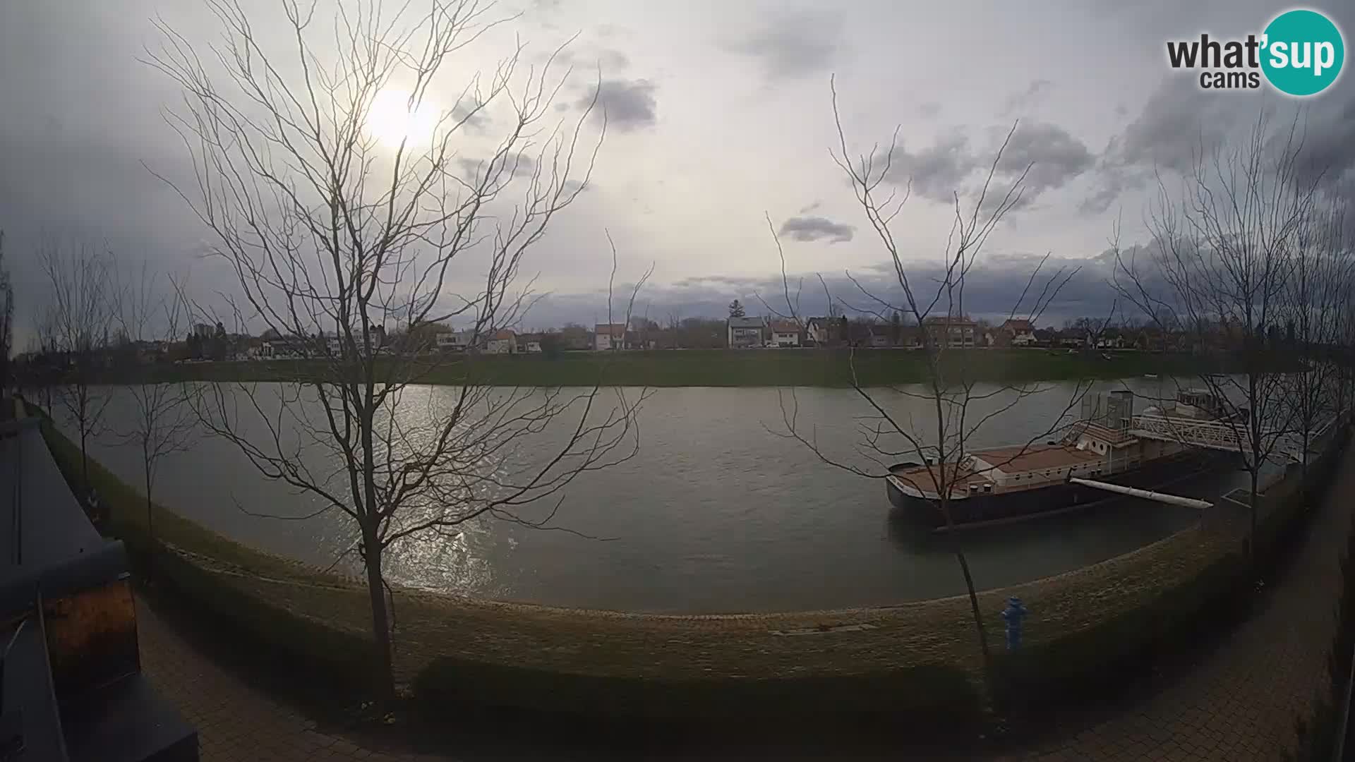 Sisak webcam en direct – vue sur la rivière Kolpa – Croatie