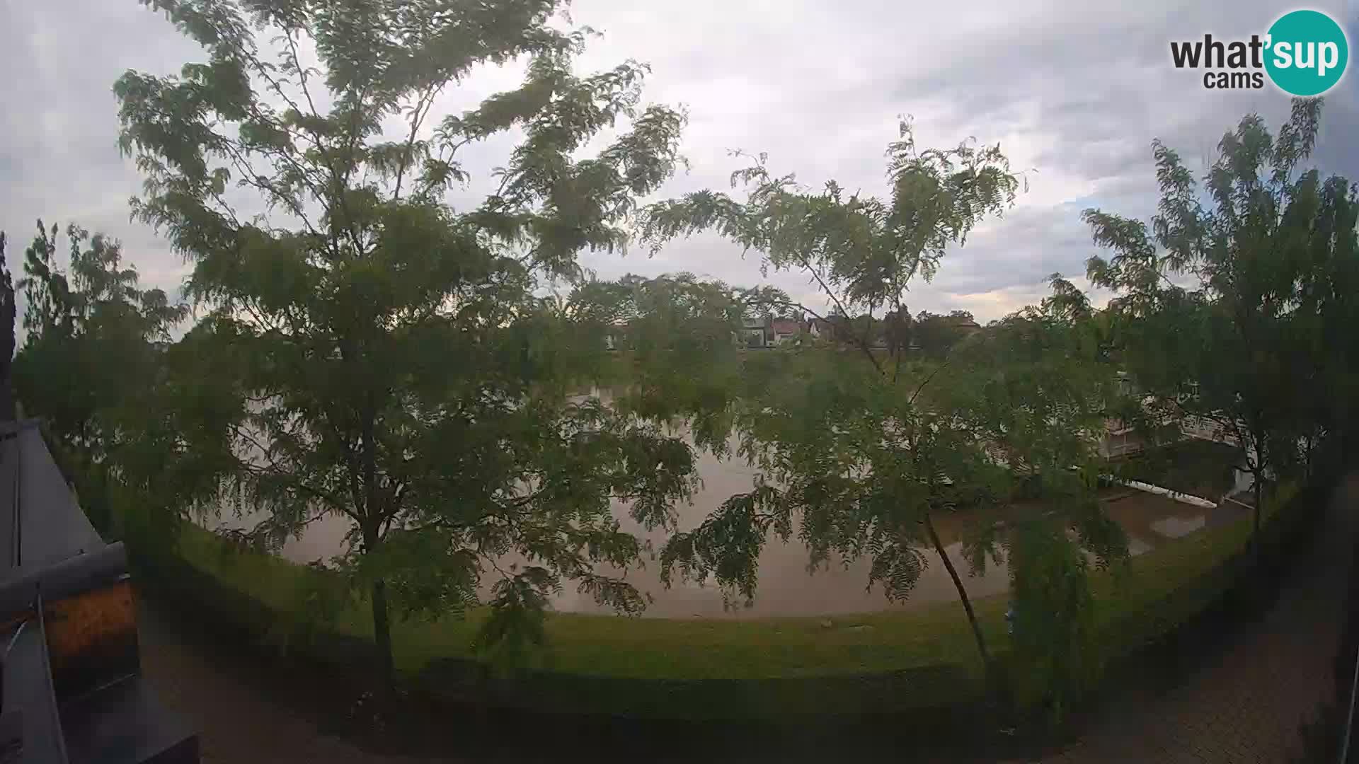 Sisak webcam en direct – vue sur la rivière Kolpa – Croatie