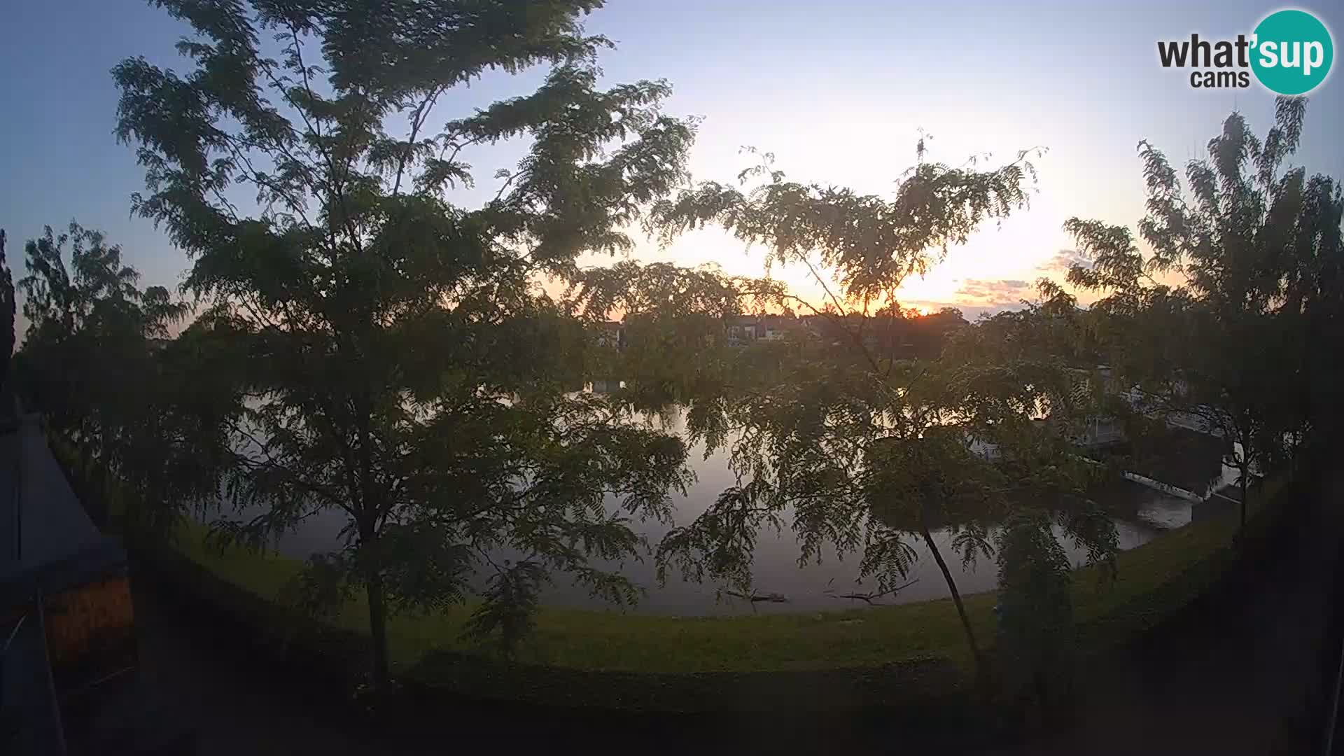 Sisak webcam en vivo Kolpa river view – Croacia