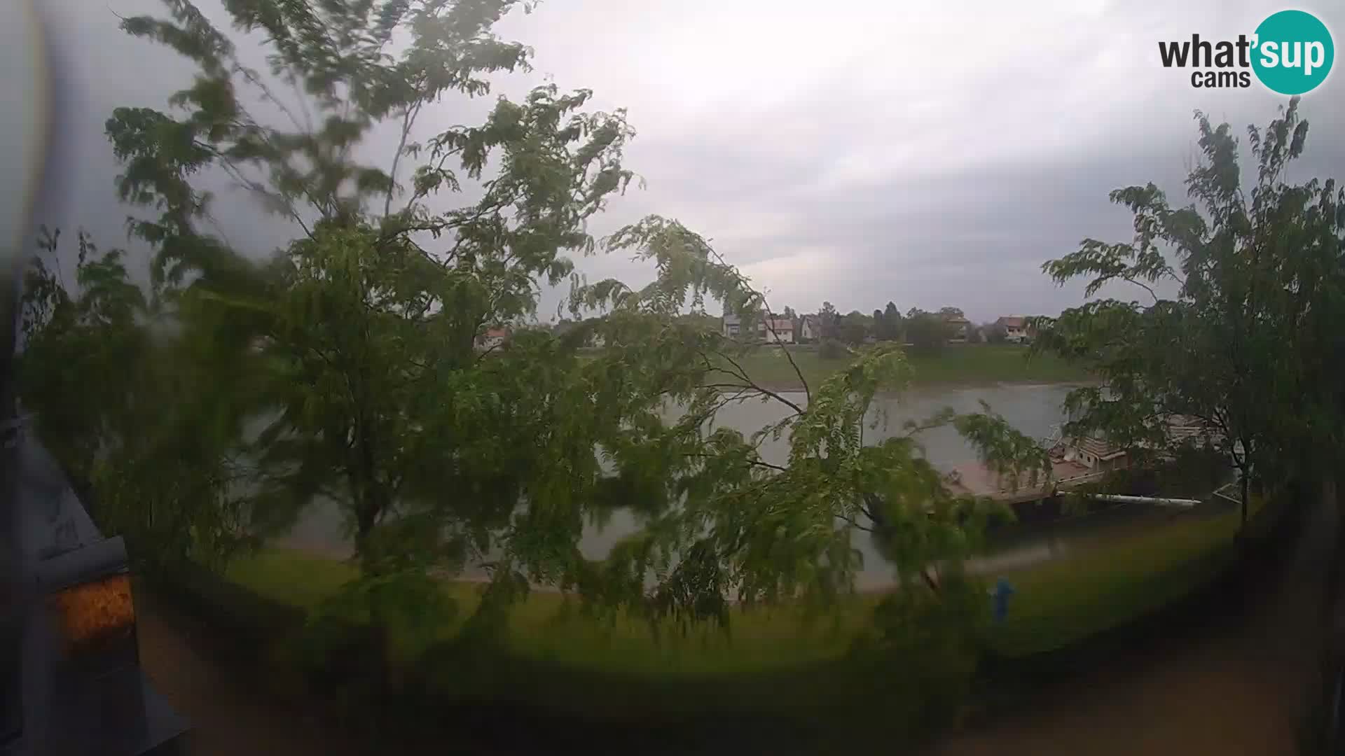 Sisak webcam en direct – vue sur la rivière Kolpa – Croatie