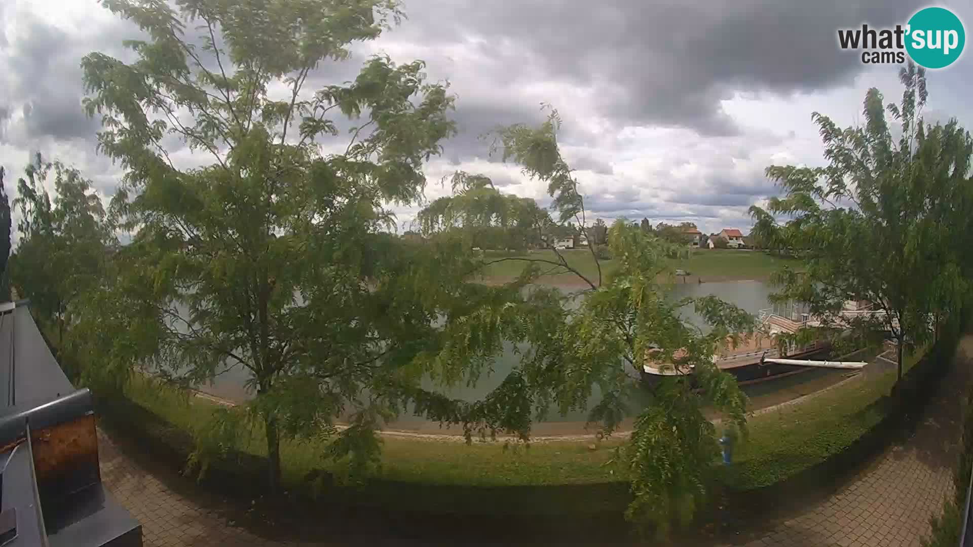 Sisak webcam en vivo Kolpa river view – Croacia