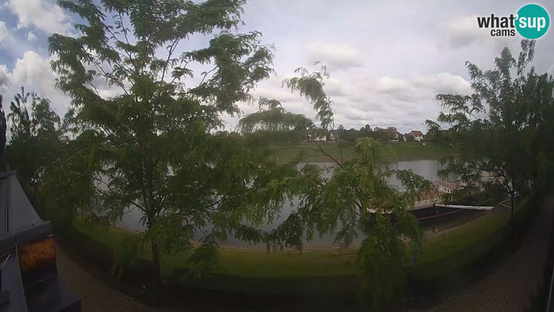 Sisak webcam en vivo Kolpa river view – Croacia
