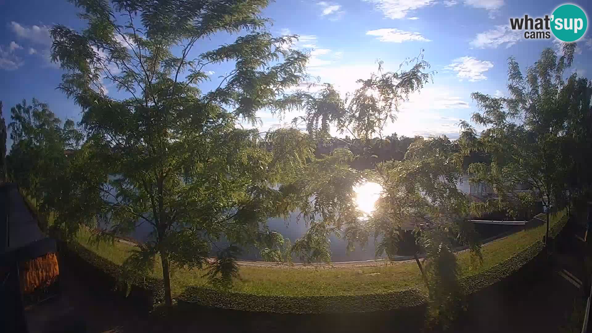 Sisak webcam en vivo Kolpa river view – Croacia