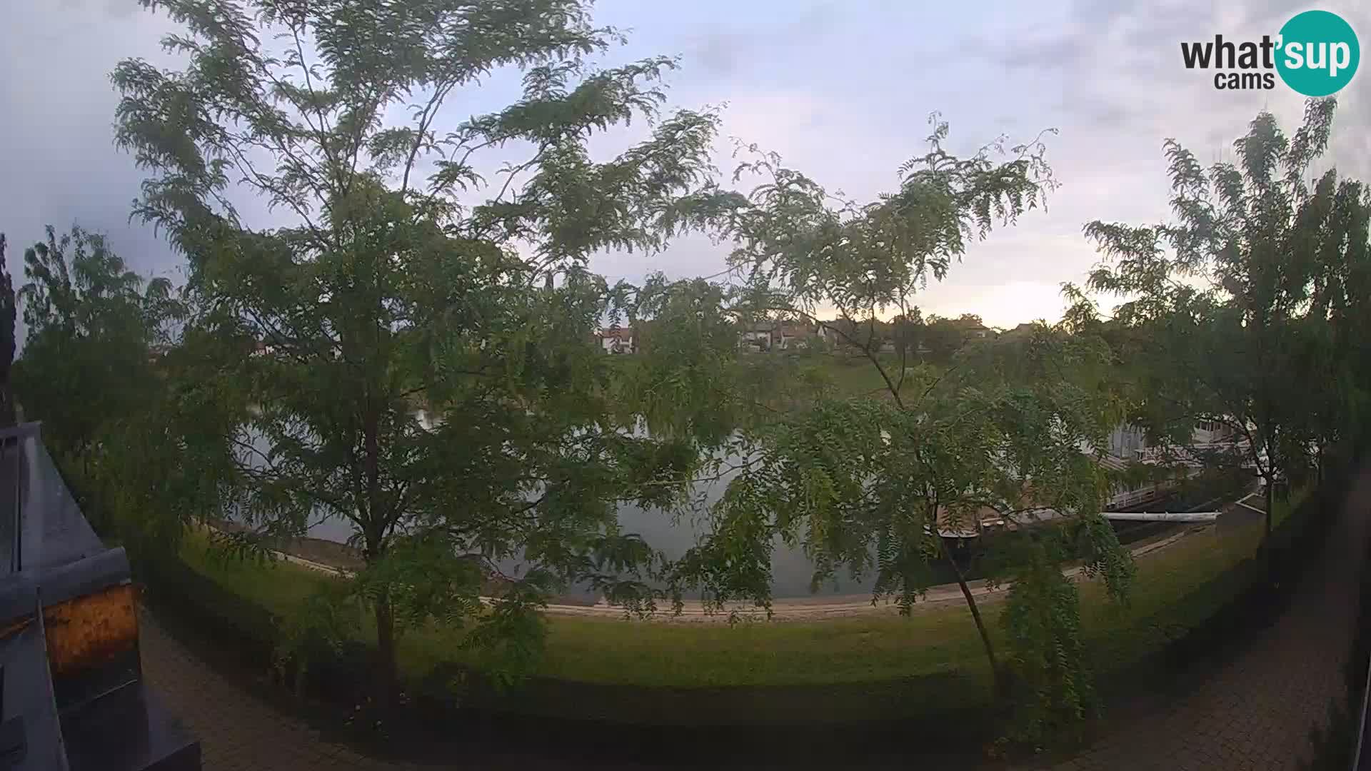 Sisak webcam en vivo Kolpa river view – Croacia