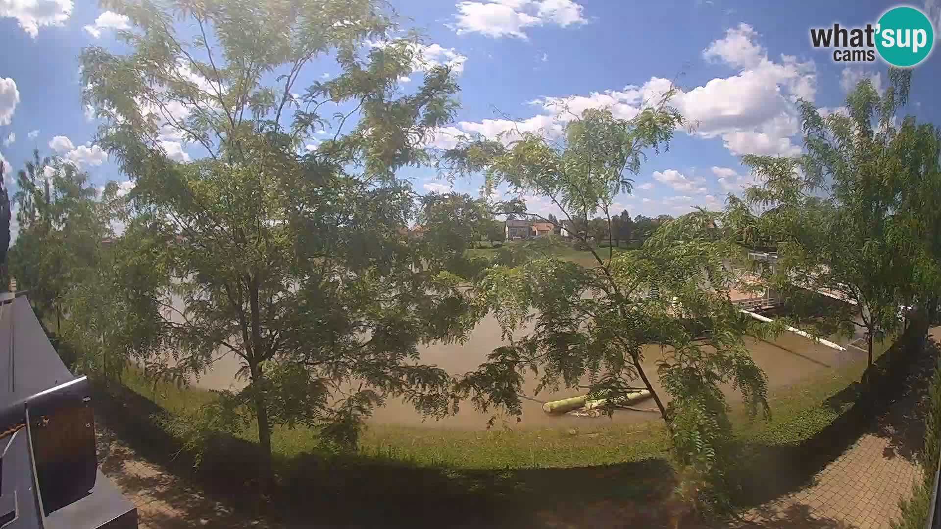 Sisak webcam en vivo Kolpa river view – Croacia