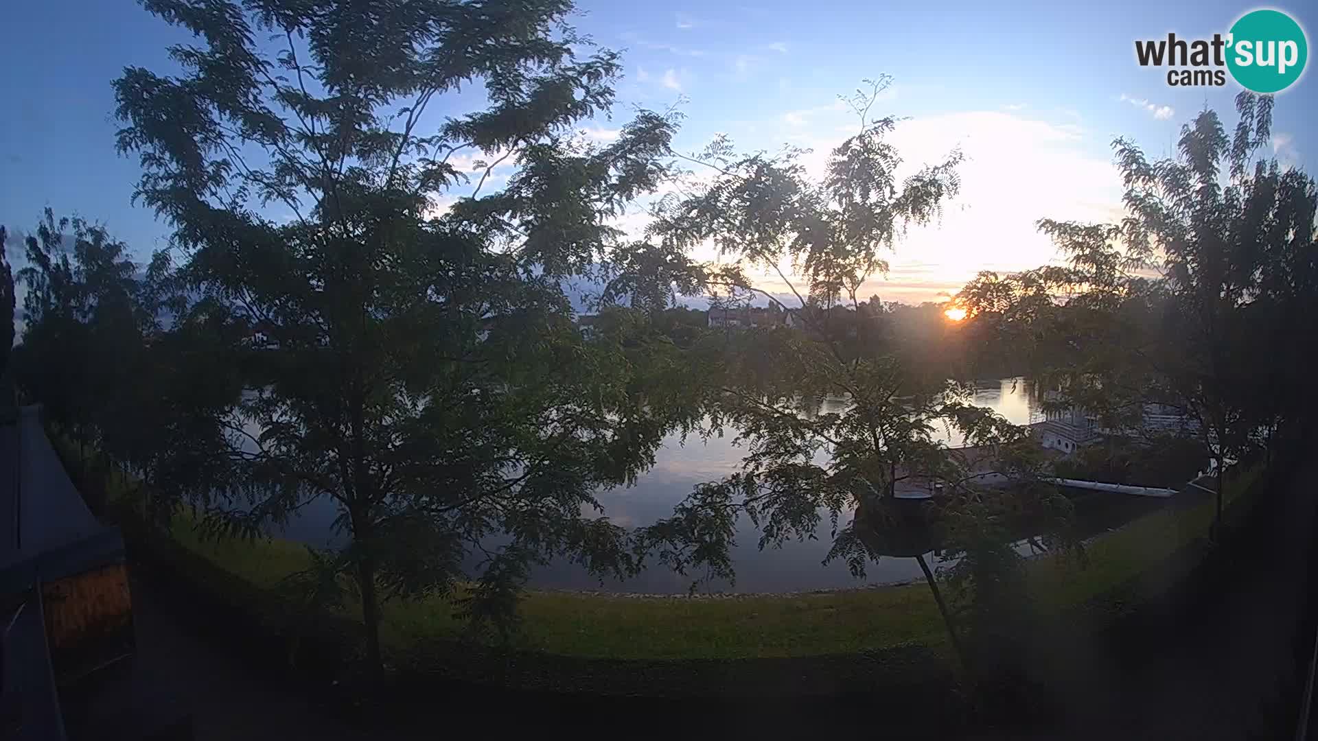 Sisak live webcam pogled na reku Kolpu