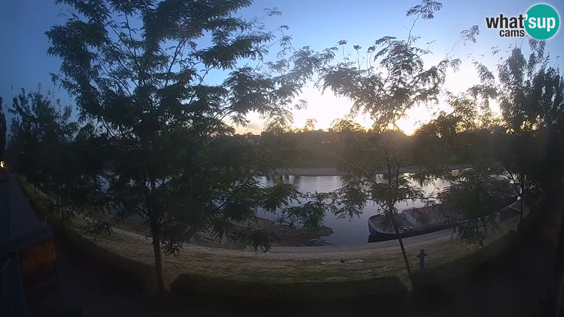 Sisak live webcam pogled na reku Kolpu